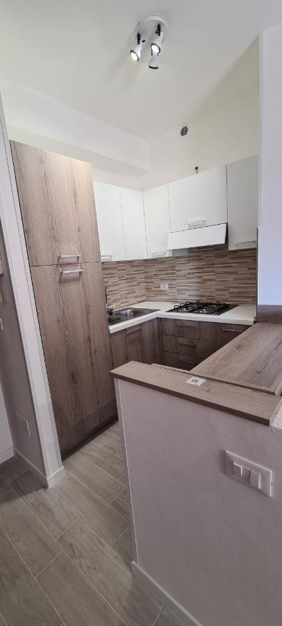 RESIDENCE APOLLO - WALTERIGATO Apartments SOLO PER FAMIGLIE Lido di Jesolo Esterno foto