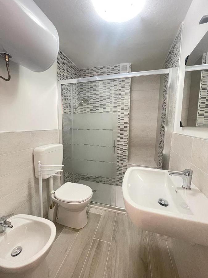 RESIDENCE APOLLO - WALTERIGATO Apartments SOLO PER FAMIGLIE Lido di Jesolo Esterno foto