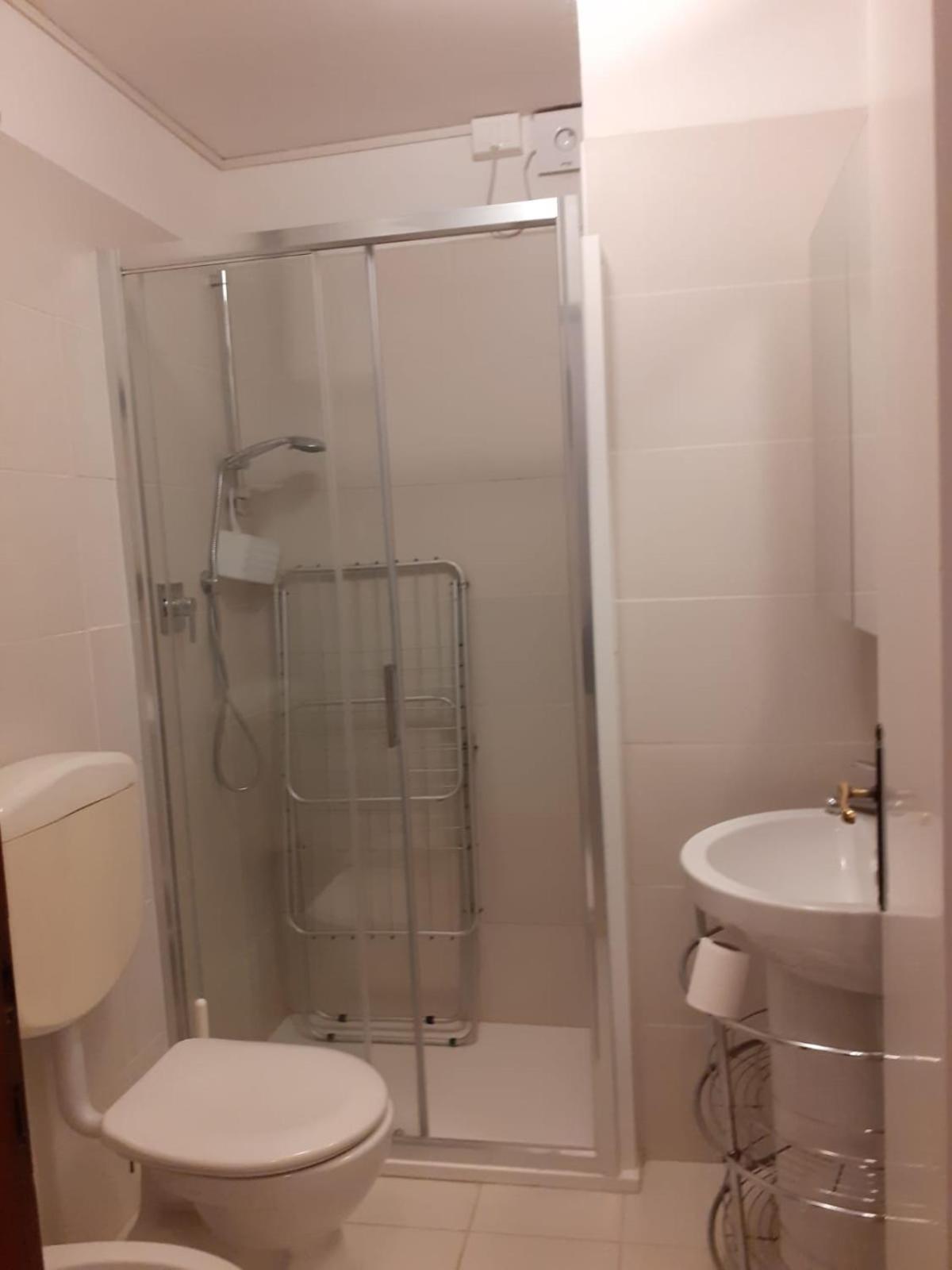 RESIDENCE APOLLO - WALTERIGATO Apartments SOLO PER FAMIGLIE Lido di Jesolo Esterno foto