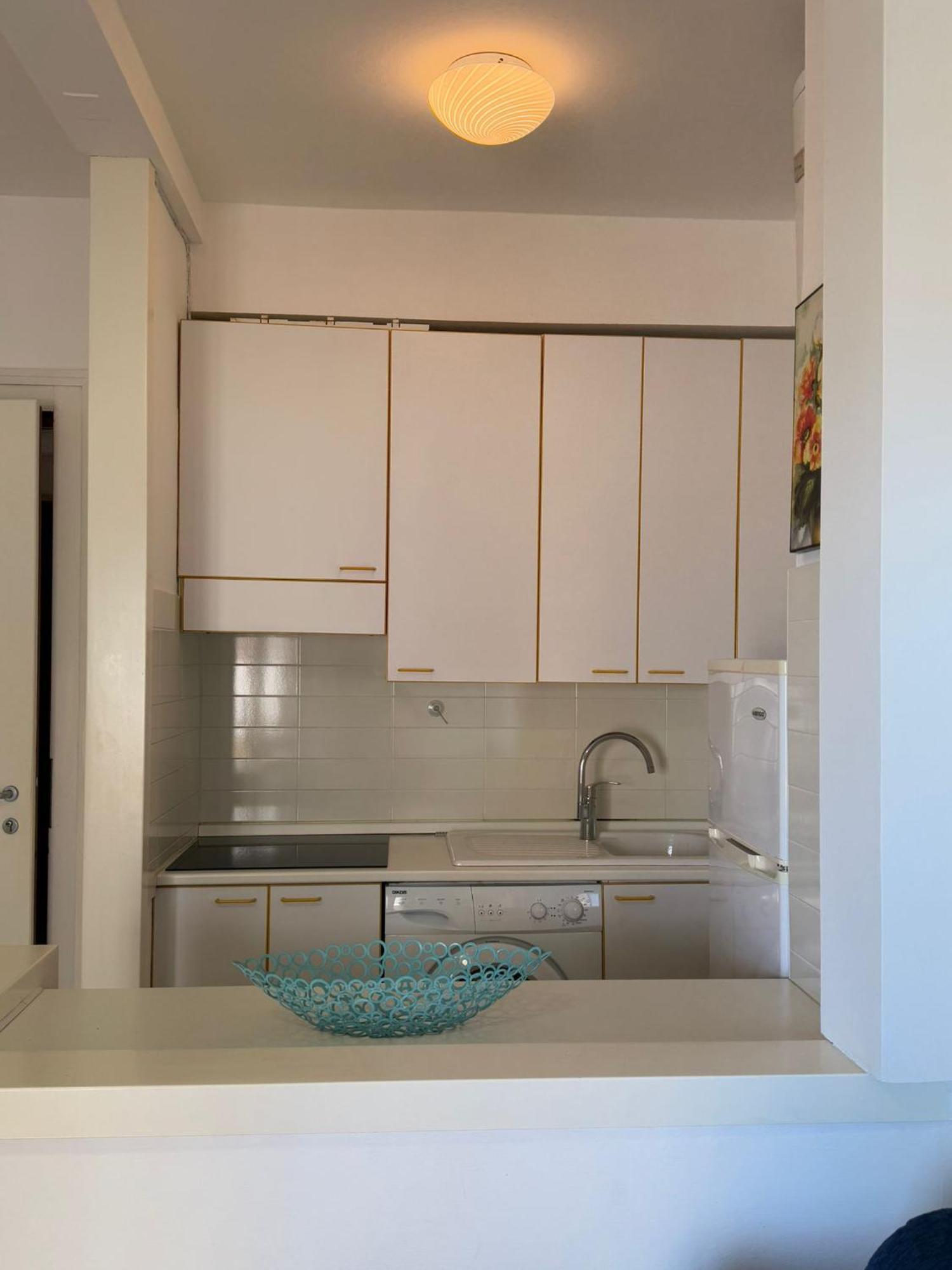 RESIDENCE APOLLO - WALTERIGATO Apartments SOLO PER FAMIGLIE Lido di Jesolo Esterno foto