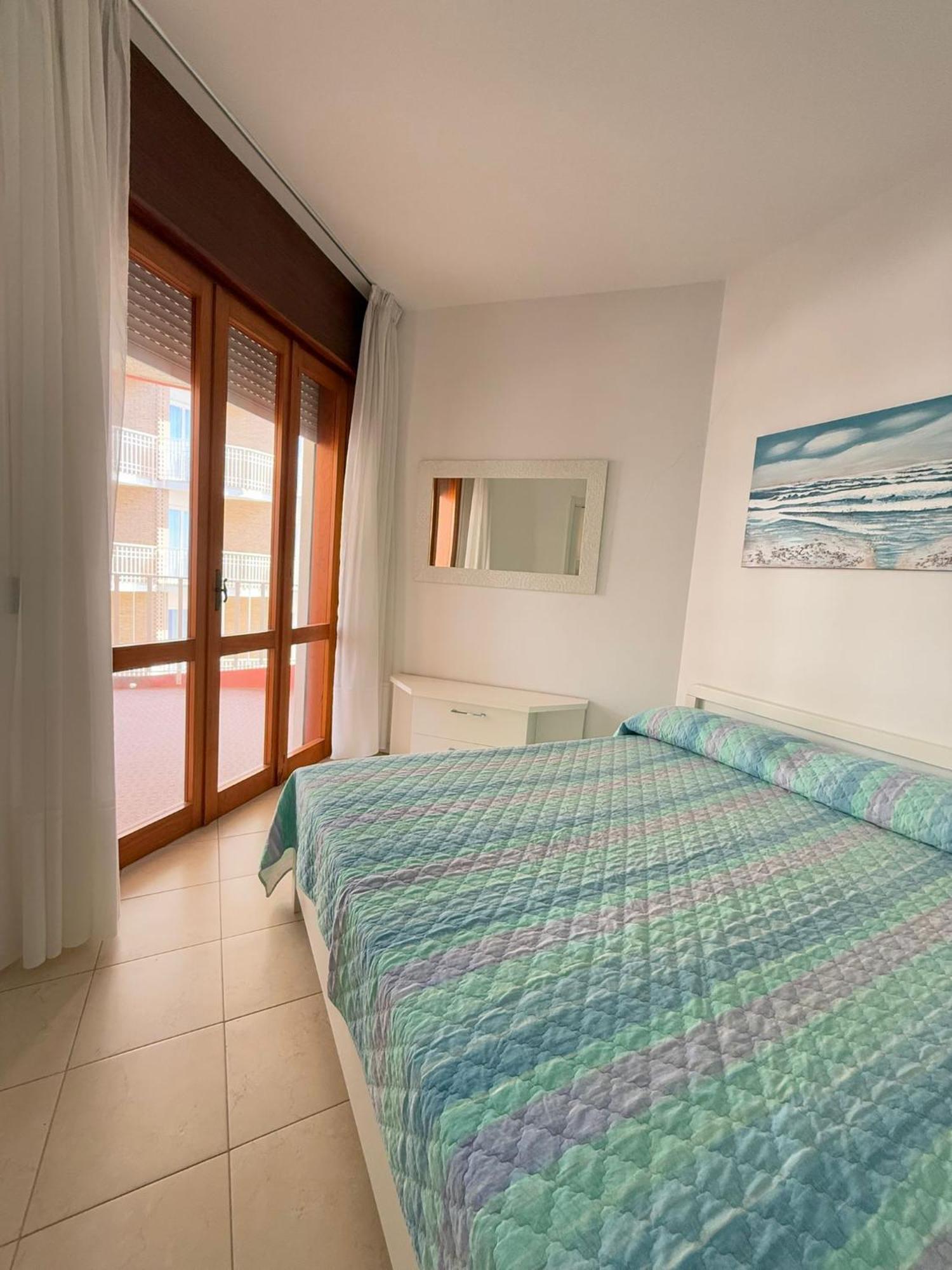 RESIDENCE APOLLO - WALTERIGATO Apartments SOLO PER FAMIGLIE Lido di Jesolo Esterno foto